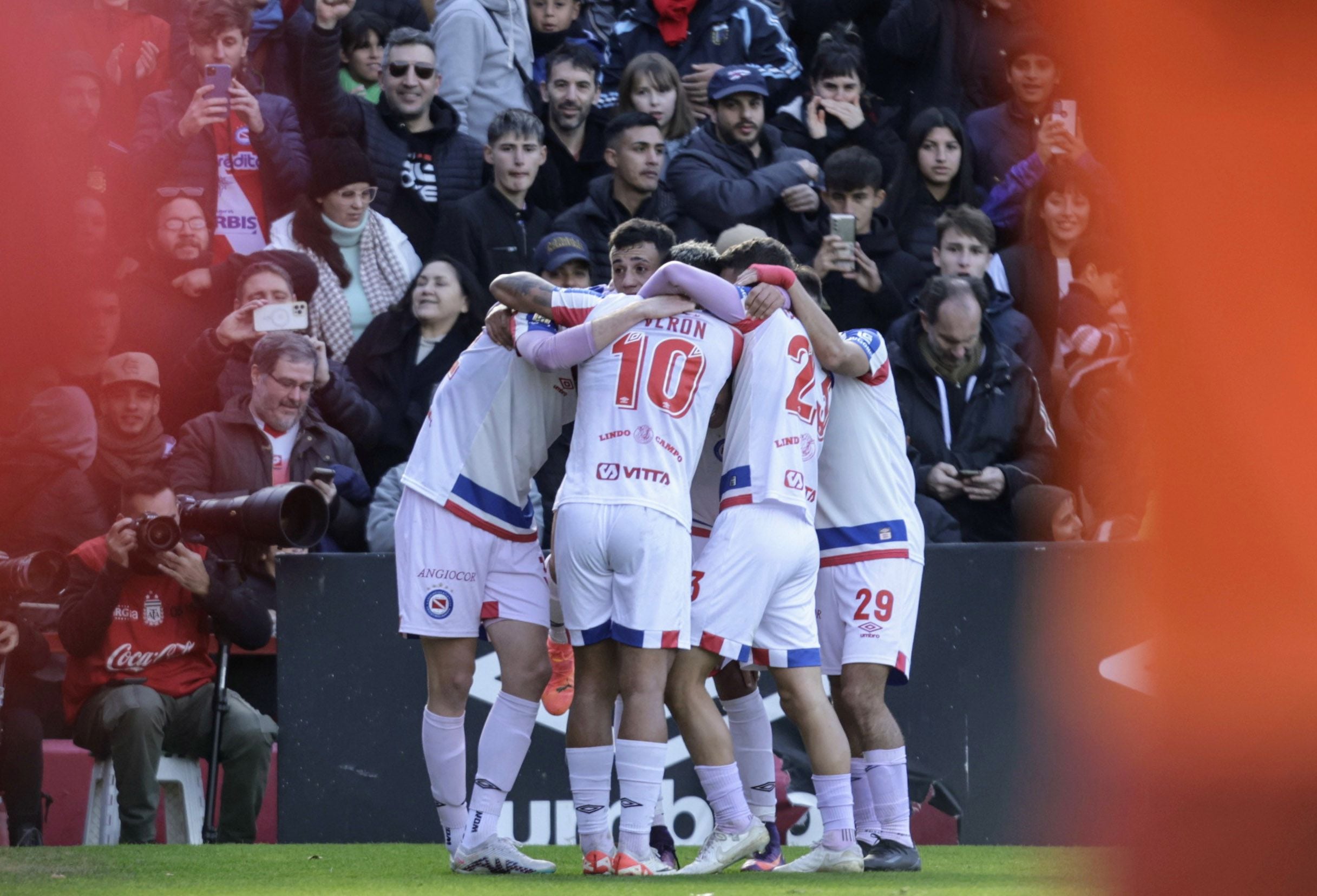 Argentinos Juniors vs. River