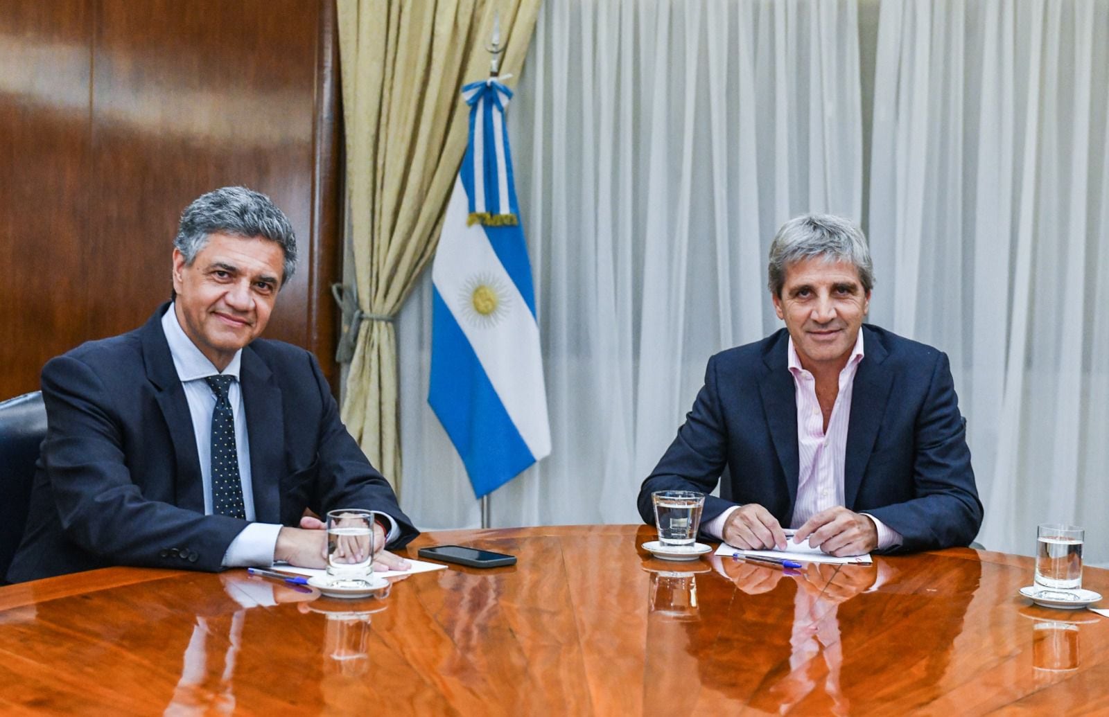 Jorge Macri Luis Toto Caputo