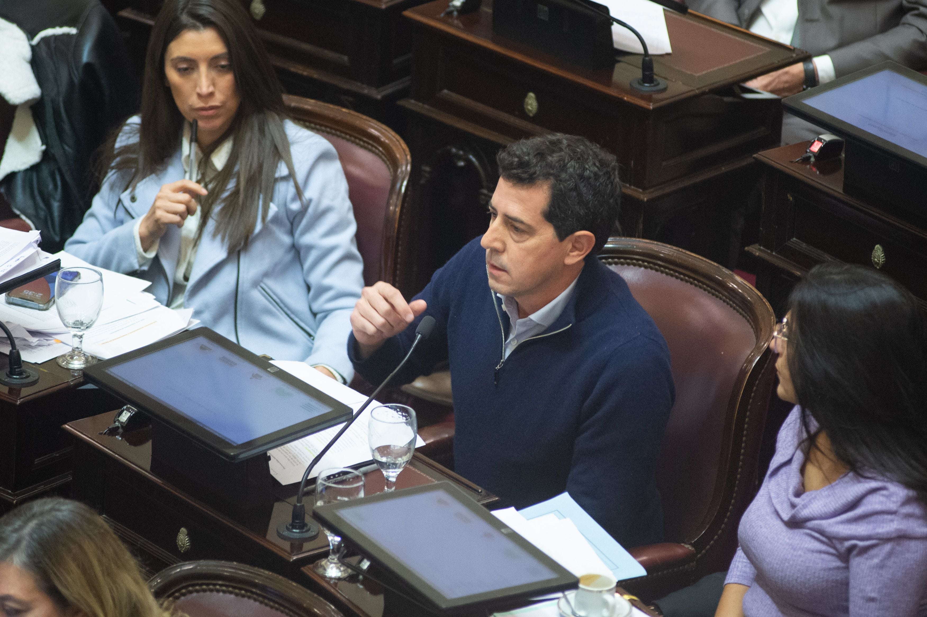 Nicolás Posse expone en el senado