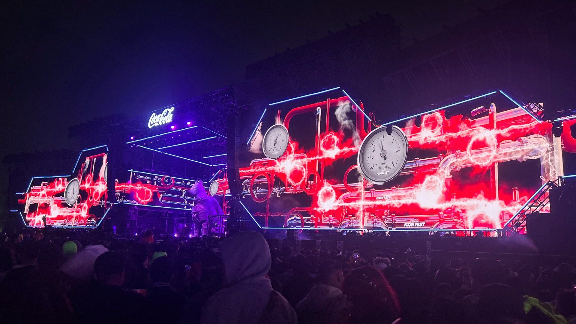 El Flow Fest cerró su segundo día del festival con el poder los artistas mexicanos. (Foto: Luis Angel H Mora, Infobae México)