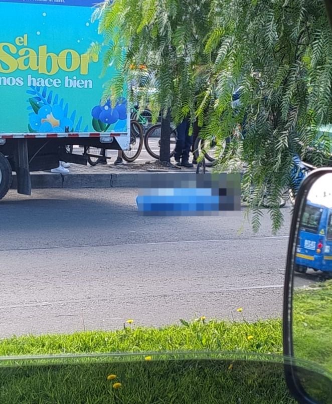 Debido a este accidente se reportan problemas de movilidad en la salida de Suba por la Av. Ciudad de Cali con calle 91 - crédito Walter Suarez/Facebook