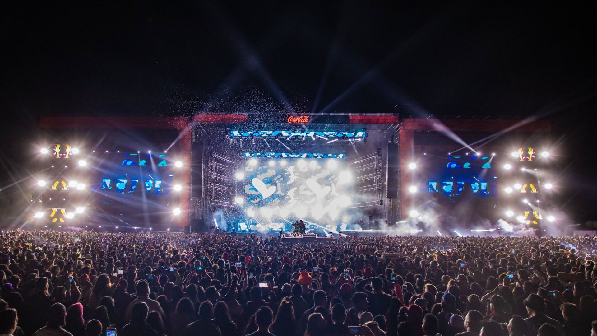 El escenario del Coca-Cola Flow Fest recibe año con año a los mejores exponentes de la música urbana. (Cortesía Coca-Cola Flow Fest)