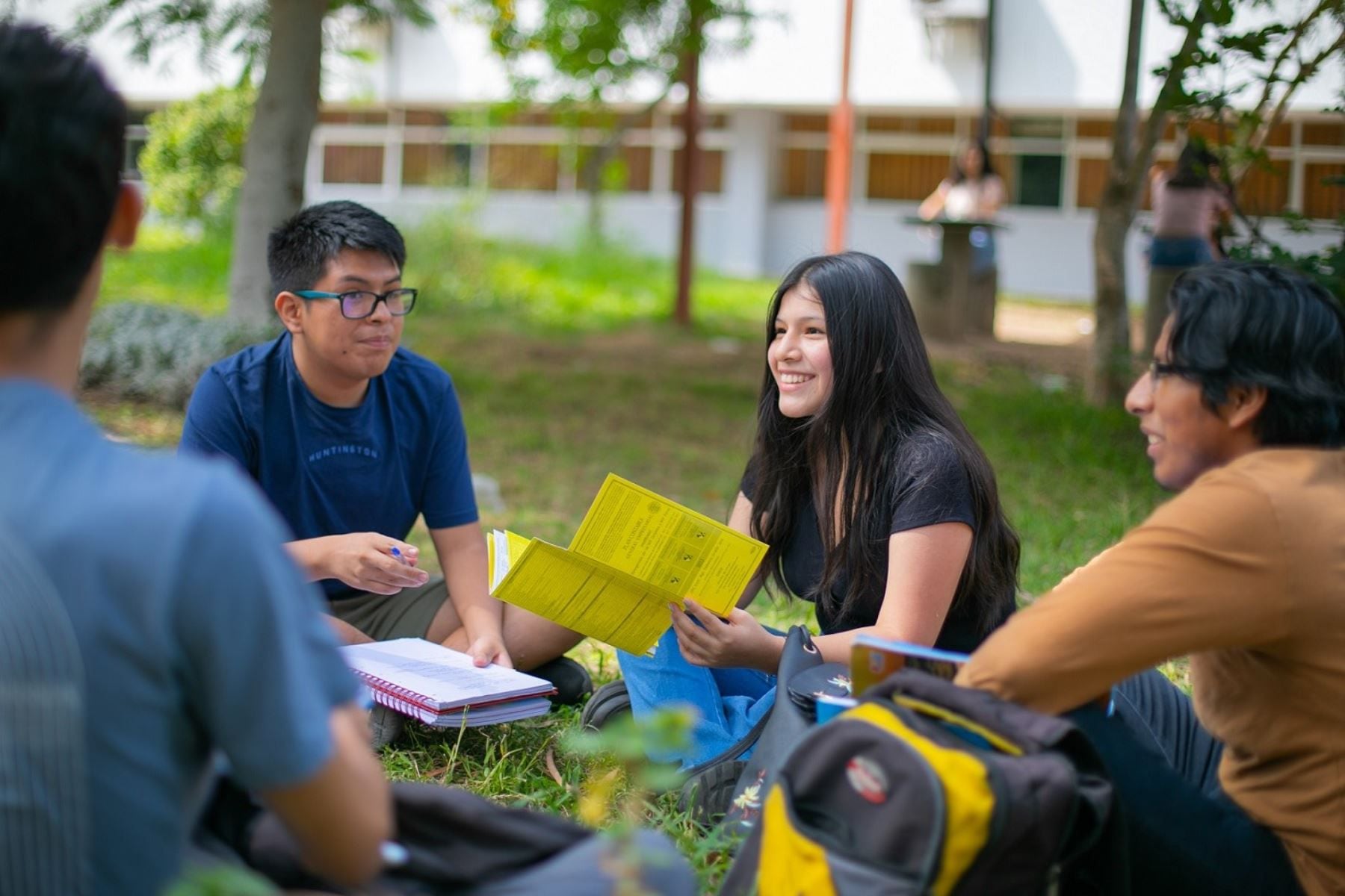 Conoce las instituciones para postular con Beca 18. (Foto: Andina)