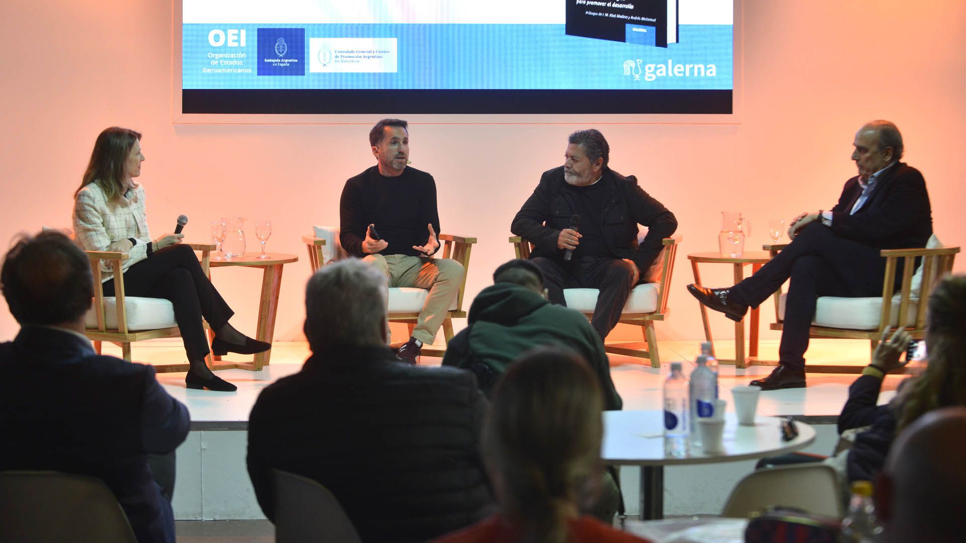 Presentación del libro "La gestión del diálogo" de Gonzalo Aziz con la presencia de Guillermo Francos, Isela Constantini y Gerardo Martinez"