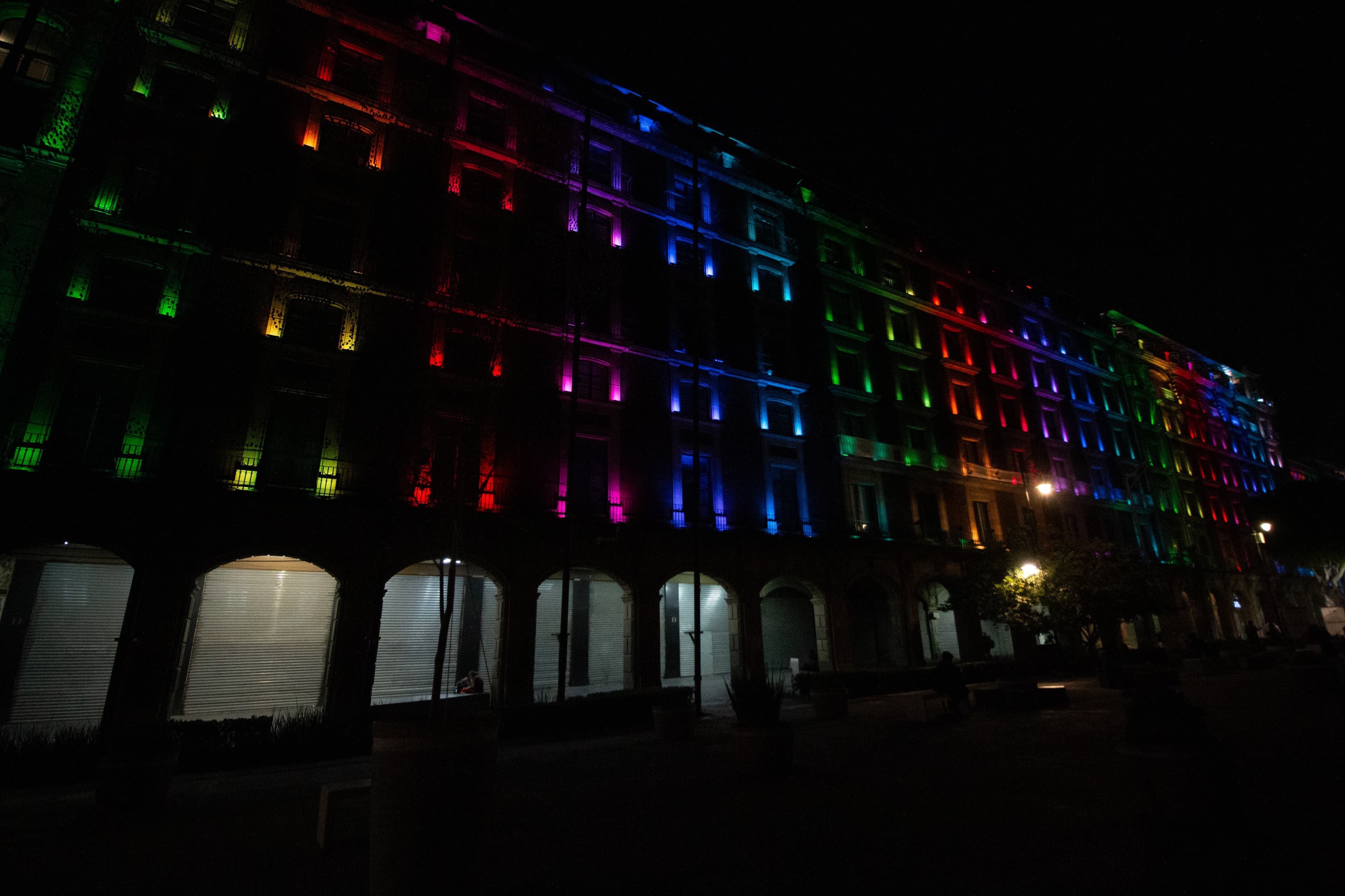 Monumentos día contra la homofobia foto:Gobierno de la CDMX