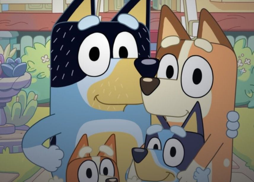 Bluey, es una serie de una familia de perrros