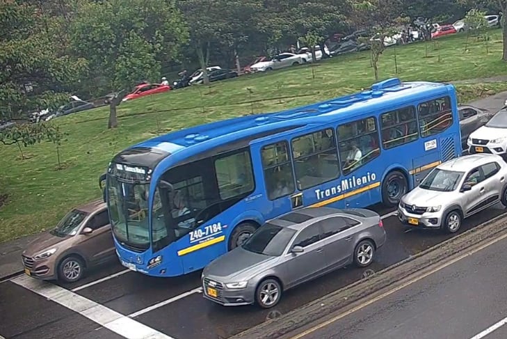 Se registran complicaciones en el tráfico en inmediaciones a Corferias - crédito Bogotá Tránsito