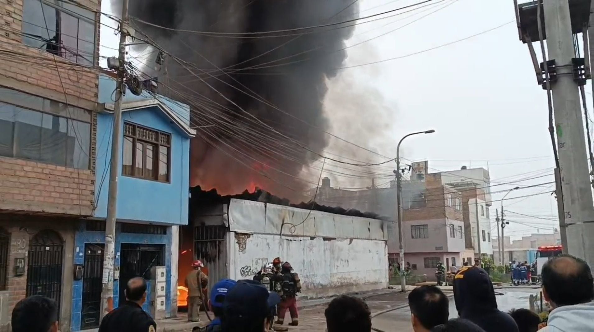 incendio en san martin de porres