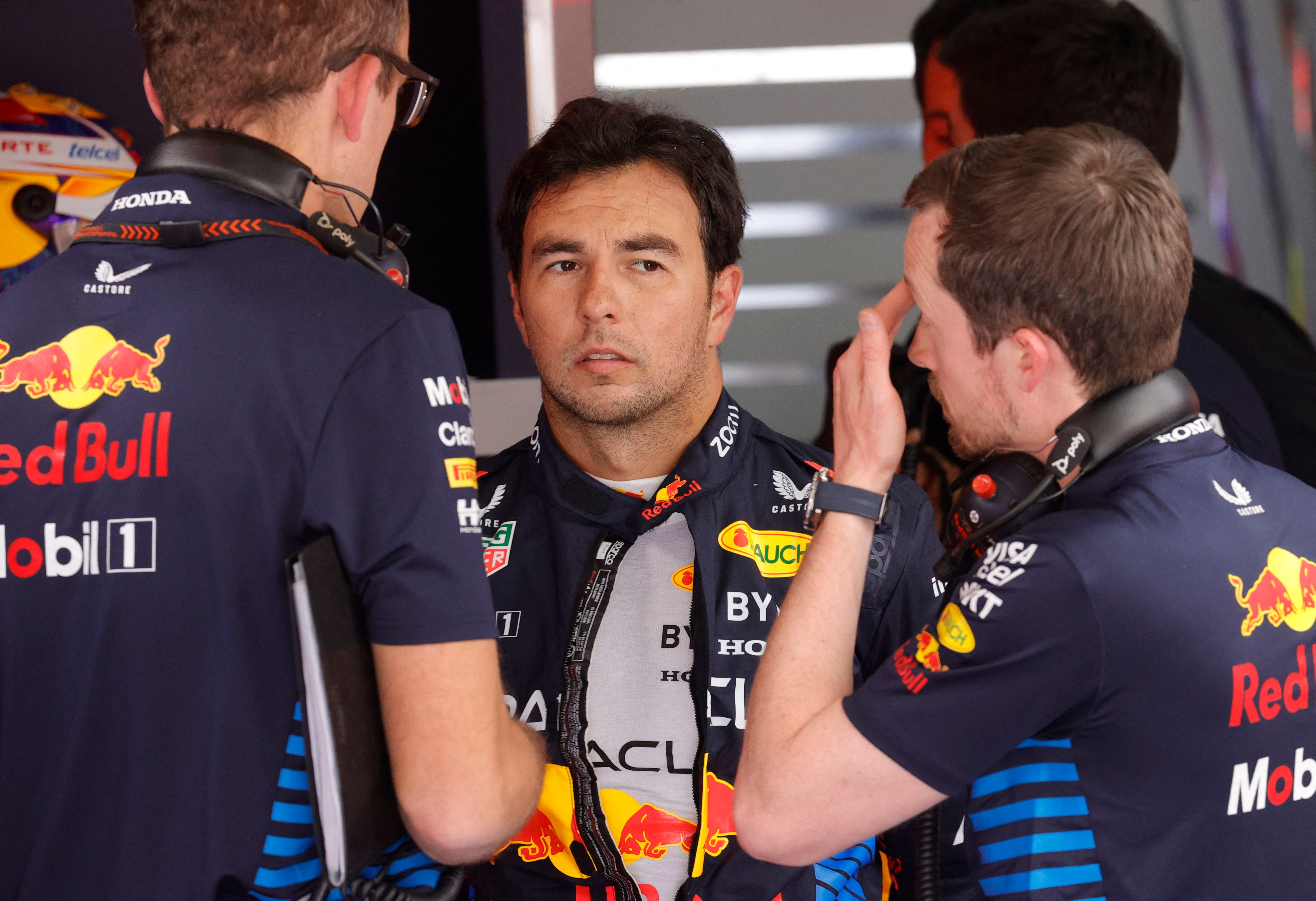 Formula One F1 - Emilia Romagna Grand Prix - Autodromo Enzo e Dino Ferrari, Imola, Italy - May 17, 2024 Red Bull's Sergio Perez during practice REUTERS/Ciro De Luca