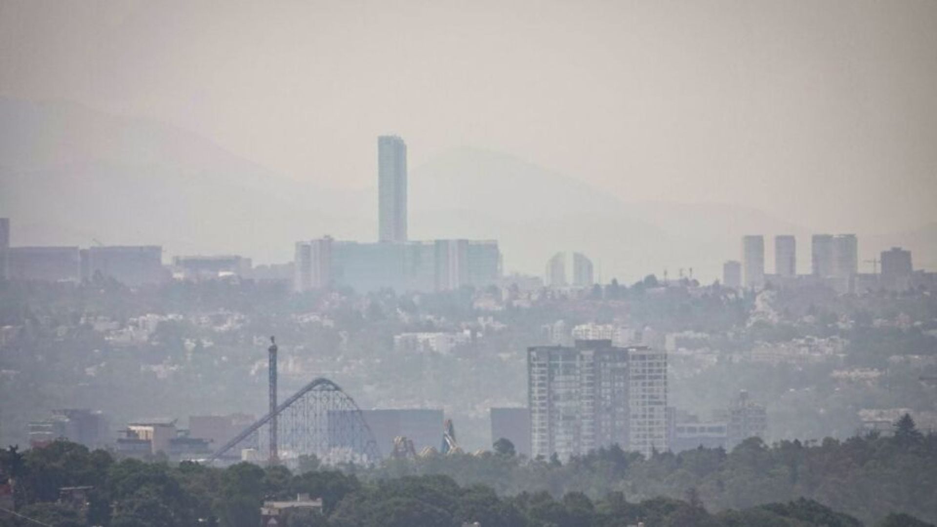 Foto de la Ciudad de México contaminada