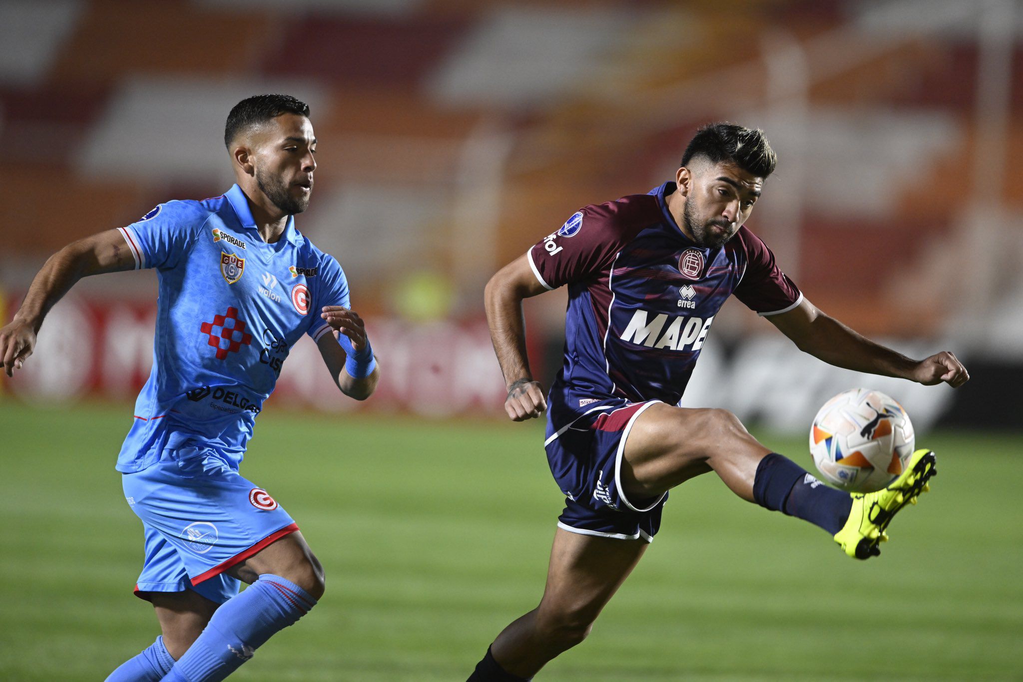 Lanús visita a Deportivo Garcilaso (@clublanus)