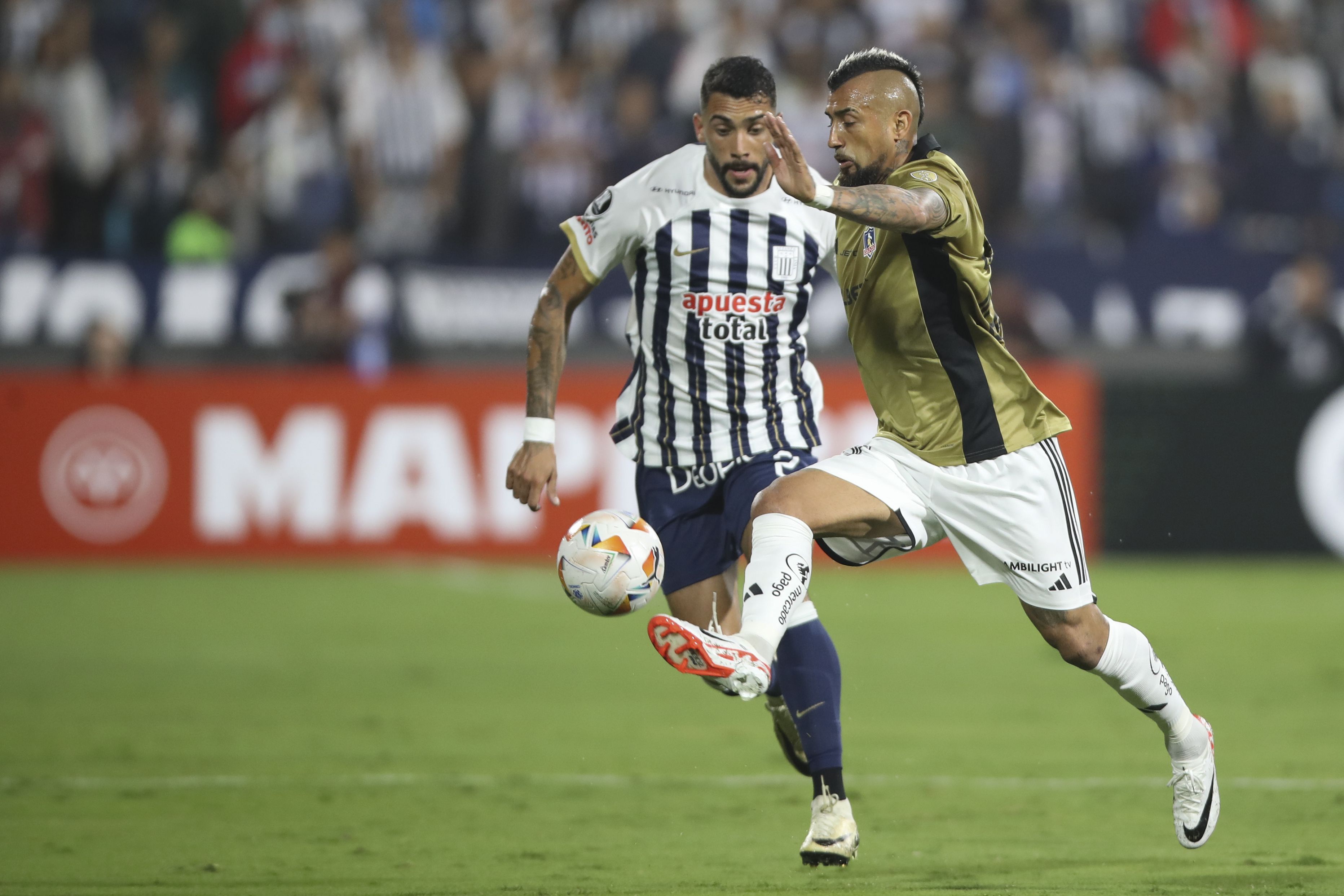 Juan Pablo Freytes fue una de las figuras de Alianza Lima en el empate 1-1 con Colo Colo por Copa Libertadores. EFE/ Paolo Aguilar
