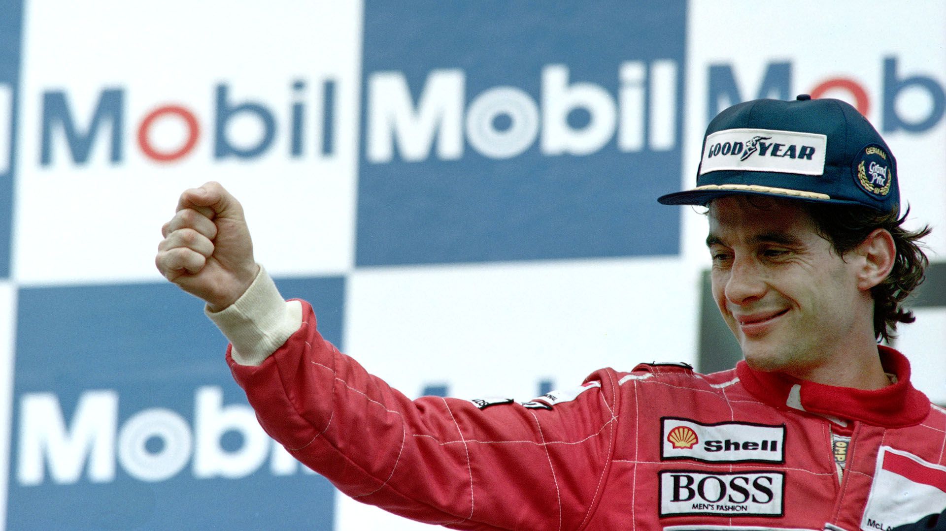Ayrton Senna fue más allá del piloto y del propio deportista (Photo by Jean-Loup GAUTREAU and Pascal PAVANI / AFP)