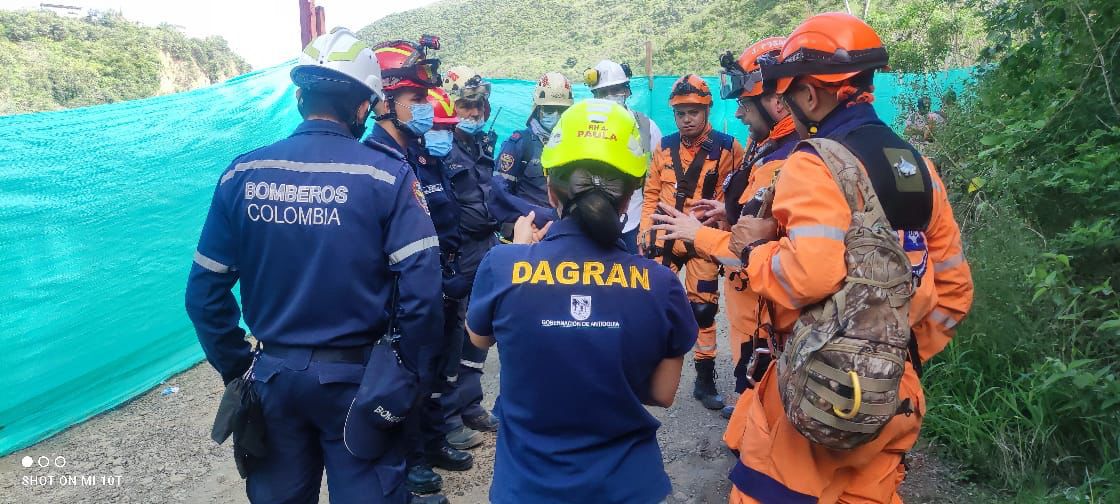 equipos de búsqueda dagrán vía medellín urabá