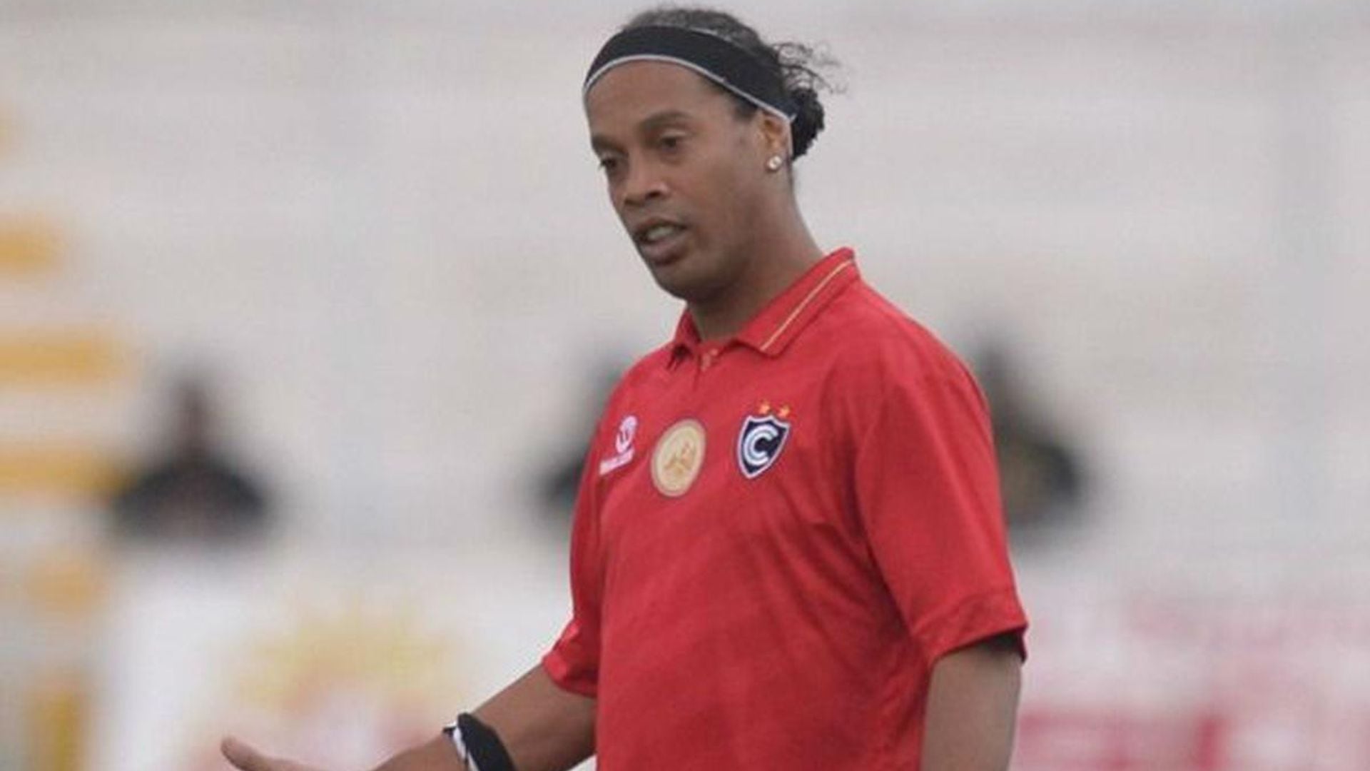 Ronaldinho se robó el espectáculo en el Inca Garcilaso de la Vega. - Crédito: Difusión