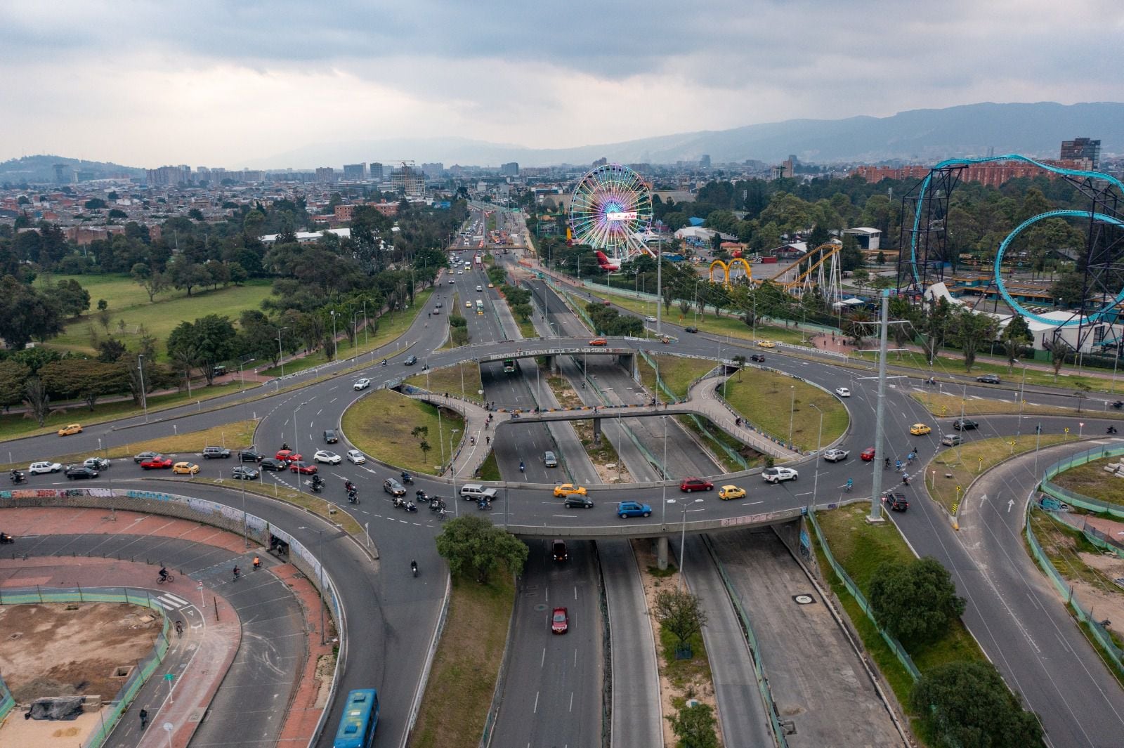 Obras del grupo 6 de la avenida 68 en Bogotá que va de la calle 46 a la 66