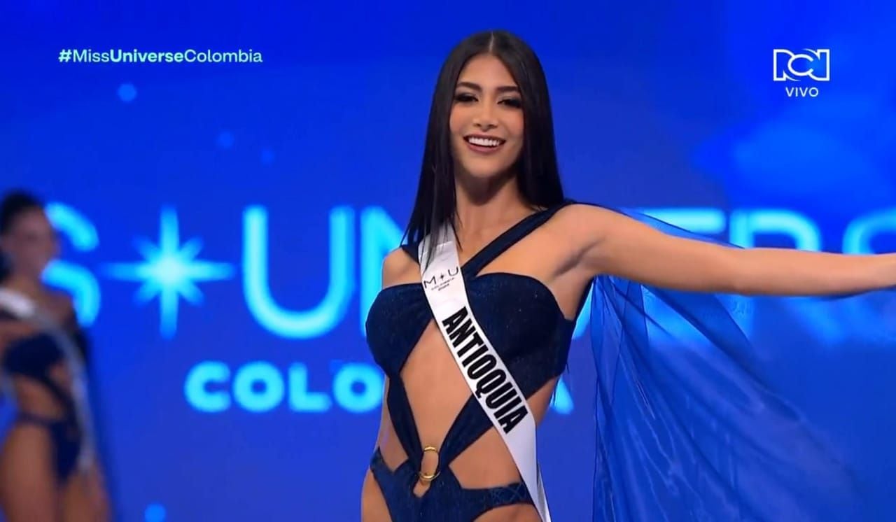 Desfile en traje de baño: Miss Universe Antioquia - crédito RCN