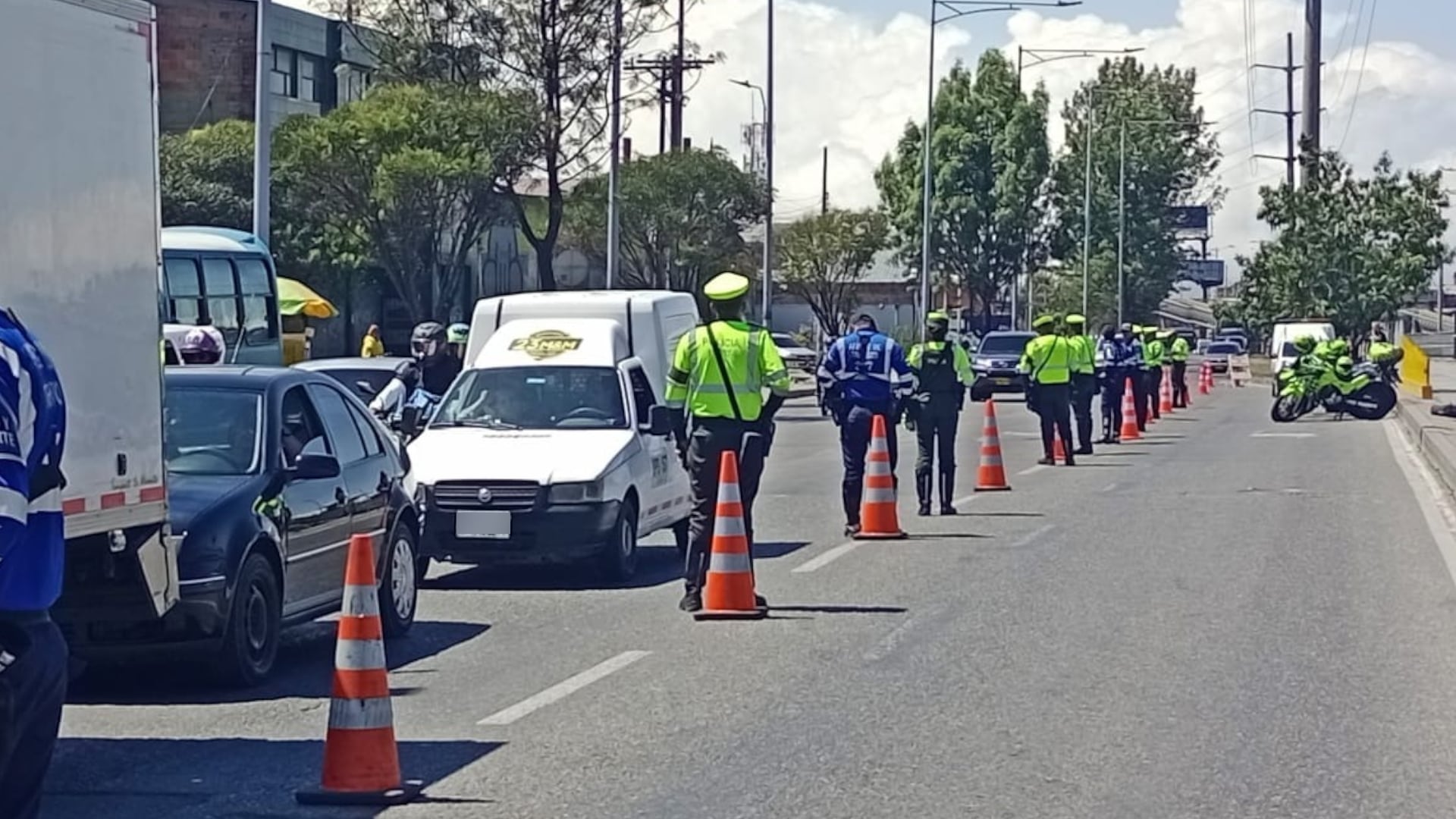 Operativos de tránsito en Bogotá. (Crédito: Secretaría de Movilidad de Bogotá)