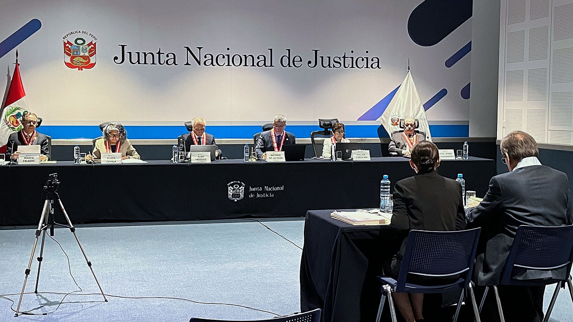 Patricia Benavides compareciendo ante el pleno de la JNJ. Foto: Infobae