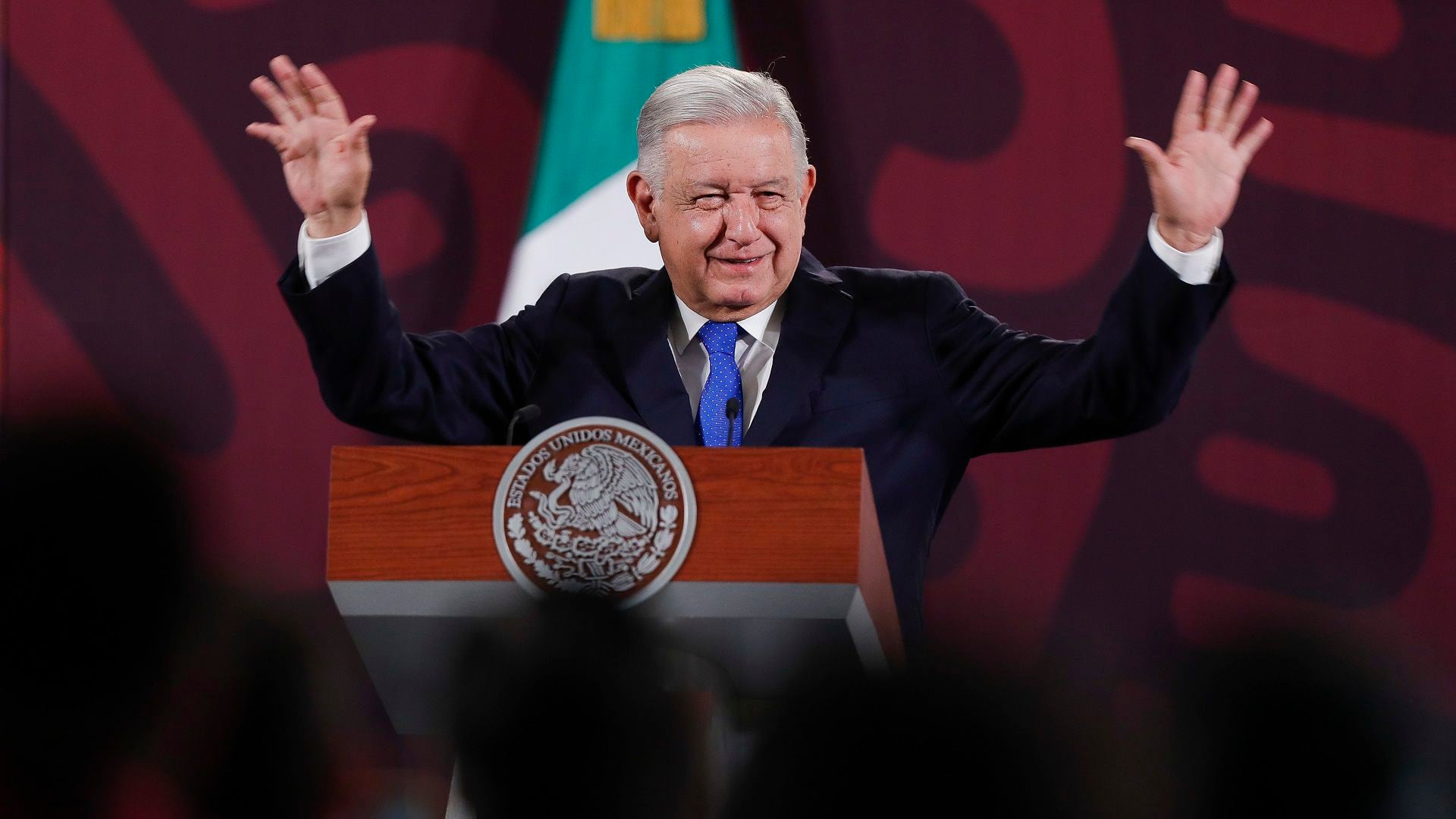 El presidente López Obrador habló sobre su estado de salud y dijo que duerme muy bien.