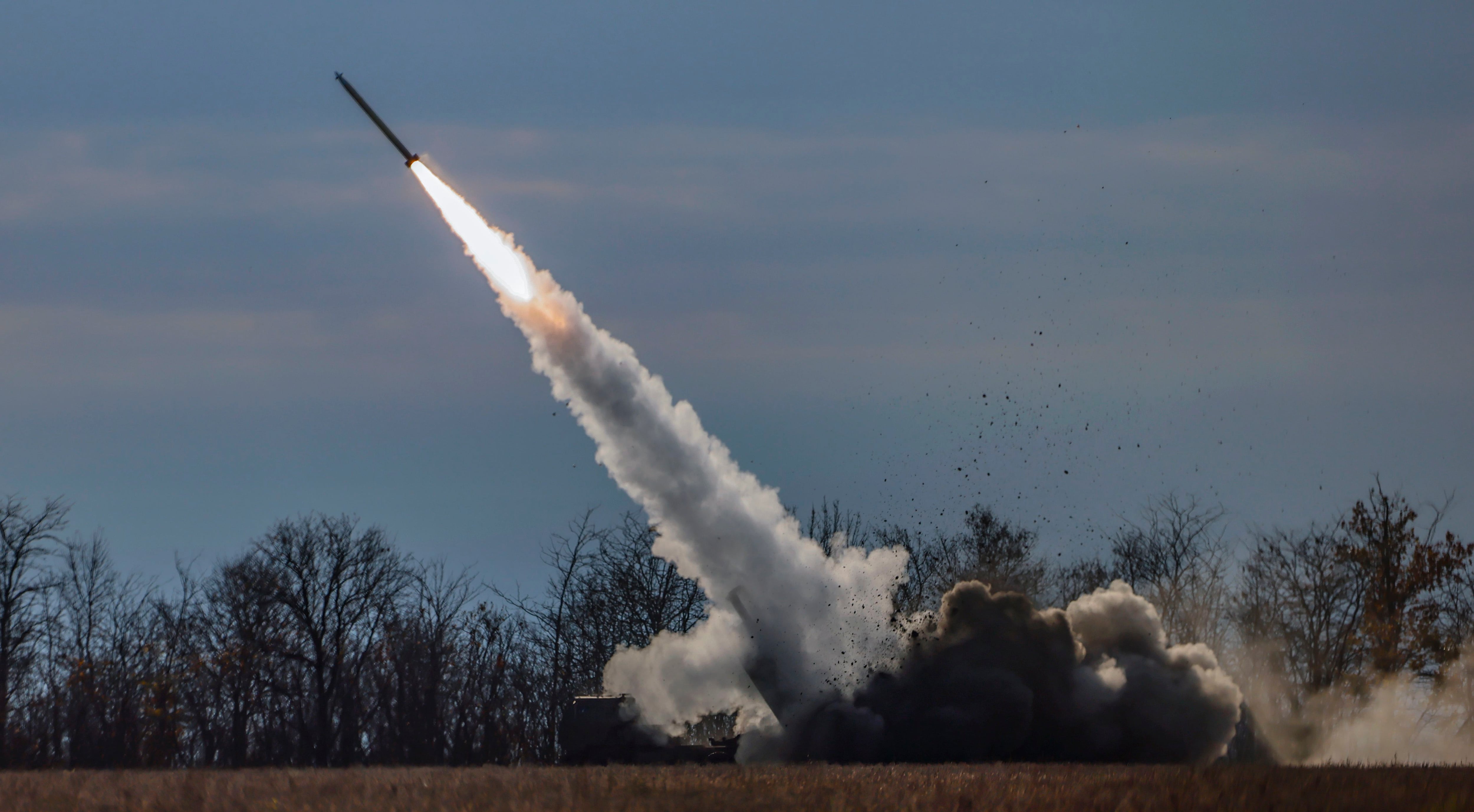 Sistemas de Cohetes de Artillería de Alta Movilidad (Himars, por sus siglas en inglés), en una fotografía de archivo..
 EFE/EPA/Hannibal Hanschke
