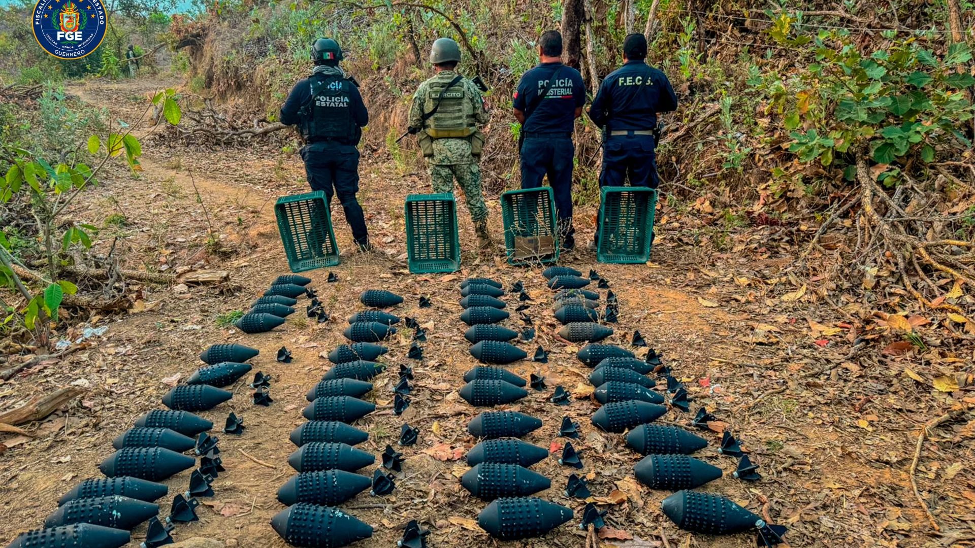 Explosivos en Coyuca de Benítez