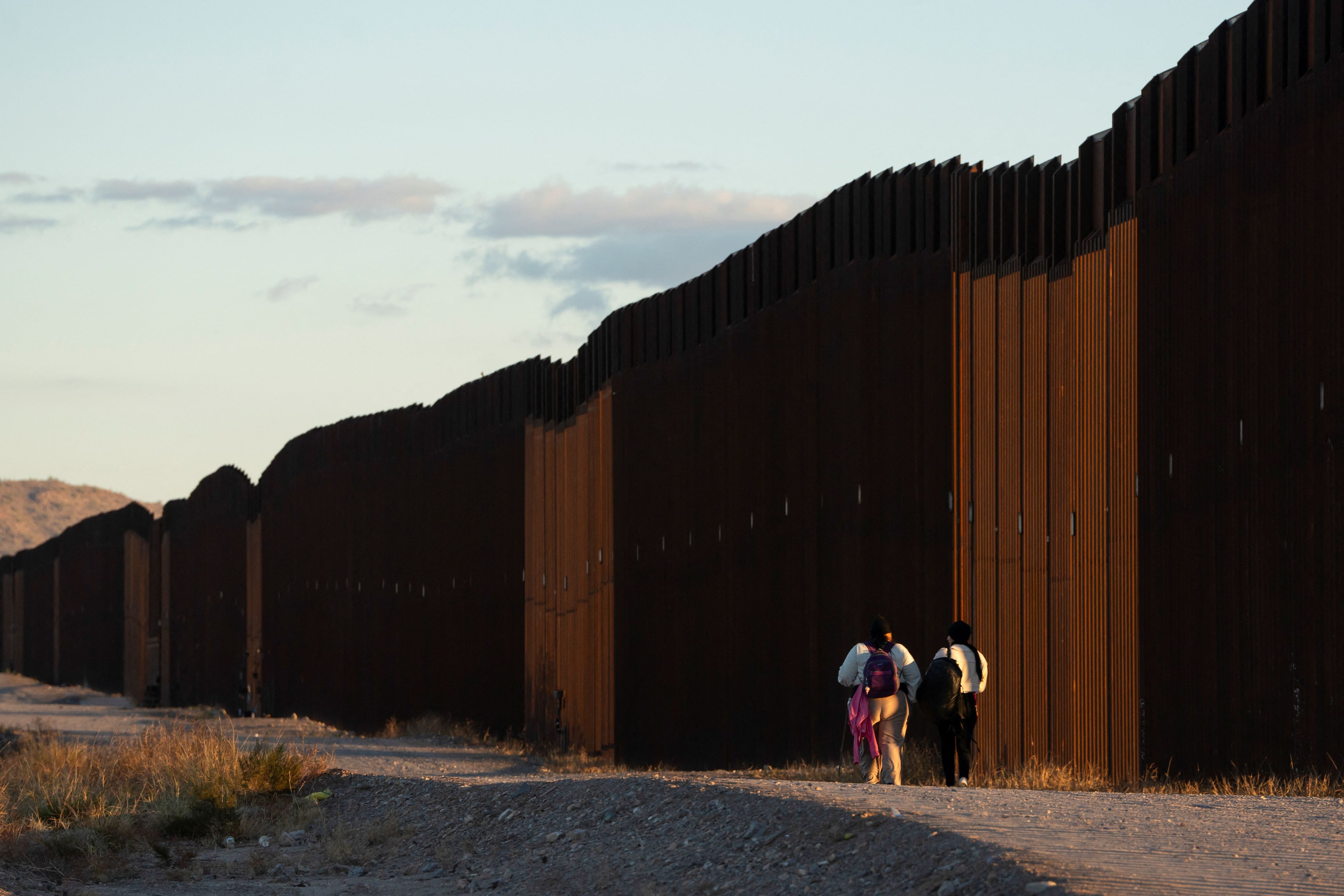 Votantes de Arizona podrían decidir en noviembre sobre la propuesta de ley migratoria. (REUTERS/Rebecca Noble)