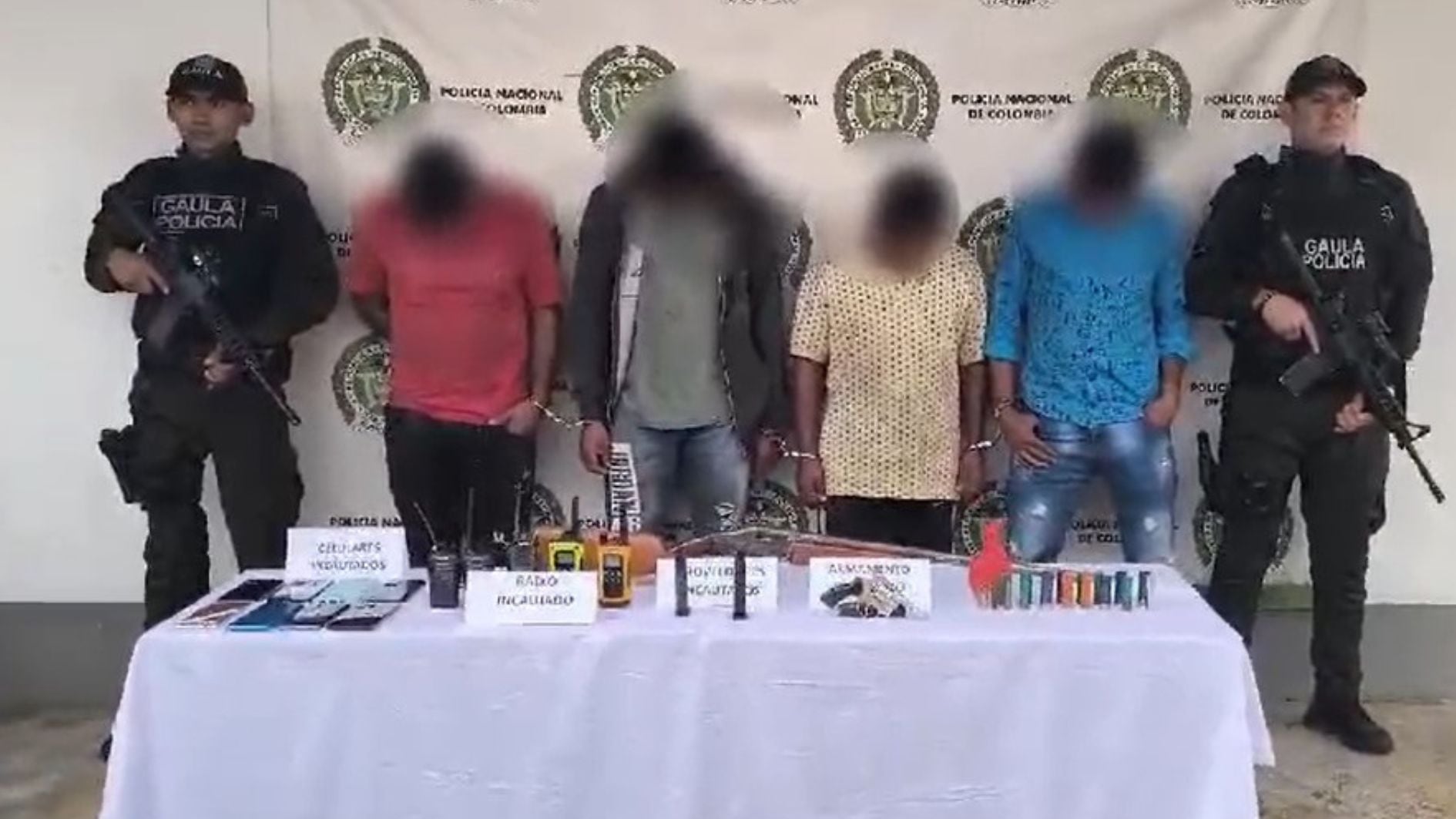 Los capturados fueron seguidos por parte de investigadores durante nueves meses - crédito Departamento de Policía de Cundinamarca