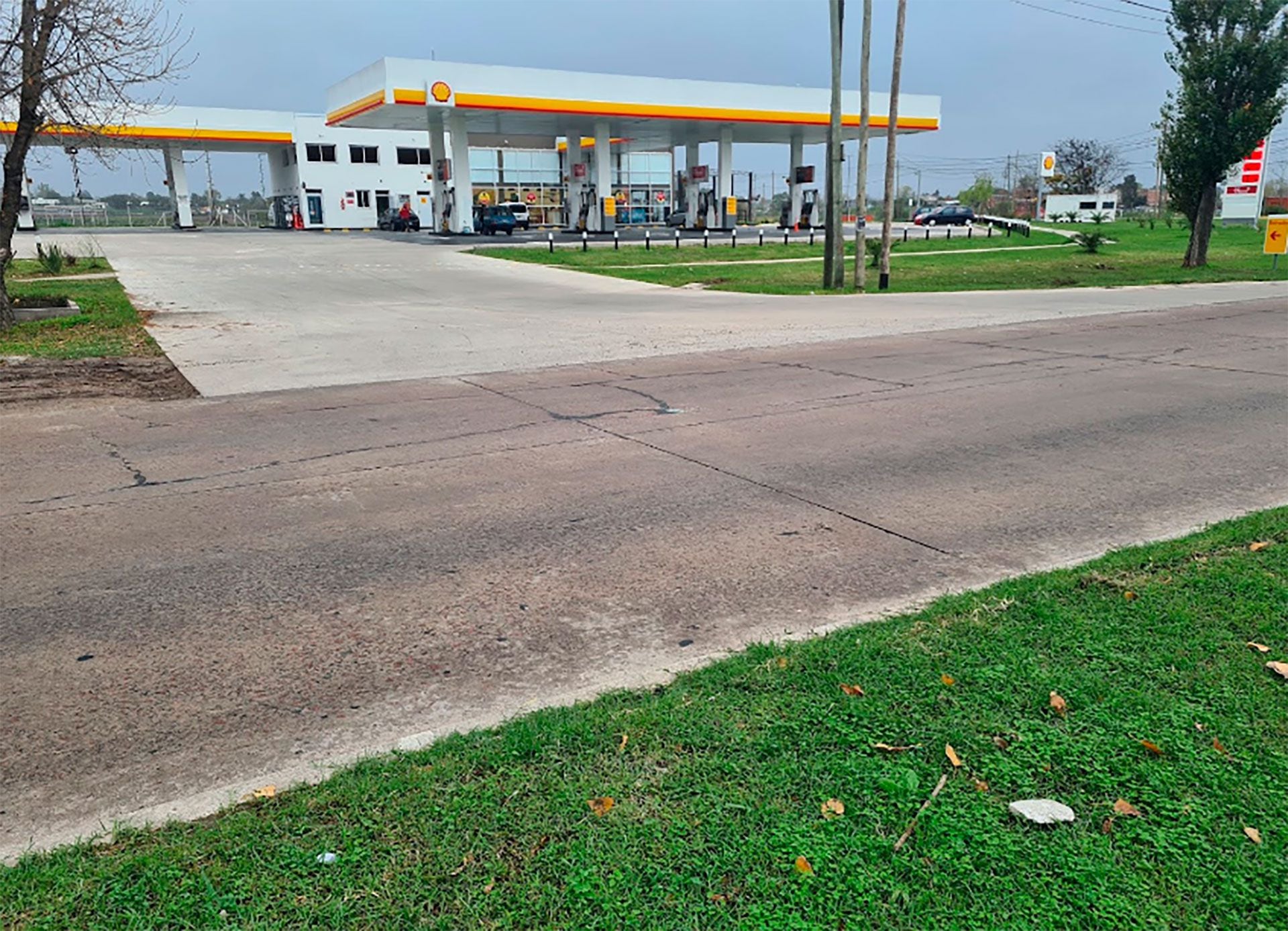 El hecho ocurrió en la estación de servicio situada en avenida 25 y 520 de la localidad de La Plata