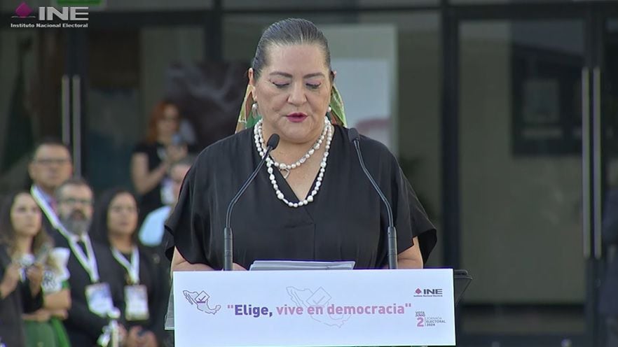 Encabeza presidenta del INE Ceremonia Cívica previon a las Elecciones