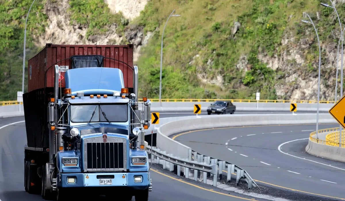 Transporte de carga afectado por aumento del ACPM